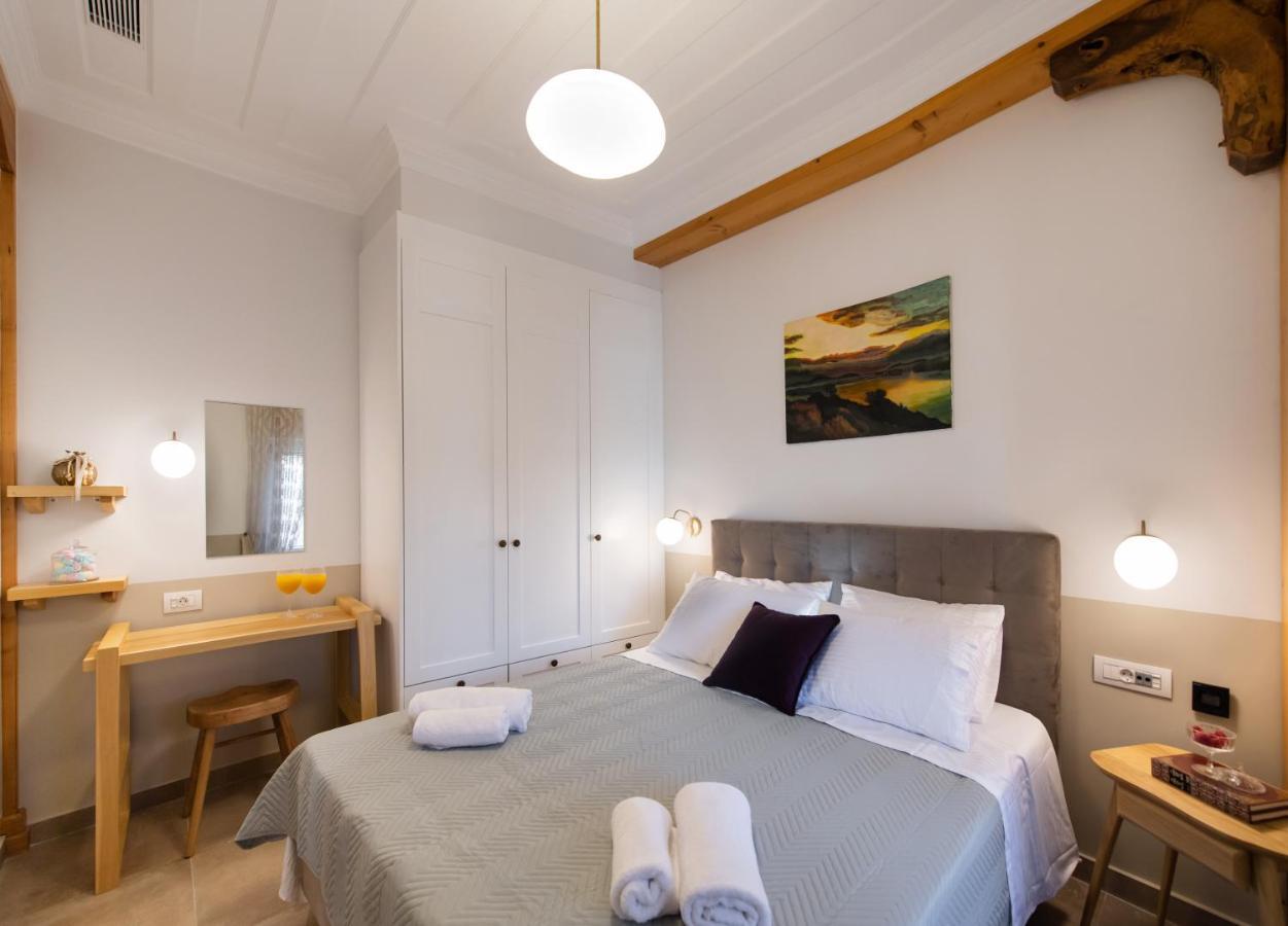 Avali Design Suites Lefkada City Exterior foto