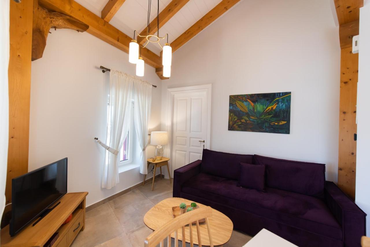 Avali Design Suites Lefkada City Exterior foto