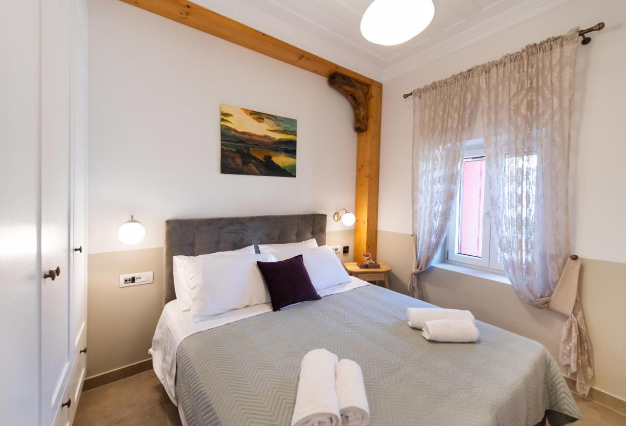 Avali Design Suites Lefkada City Exterior foto